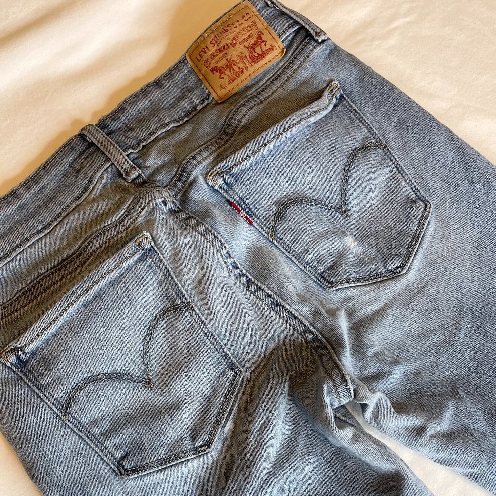 Levi's 711 Skinny Women's Size 28 Jeans